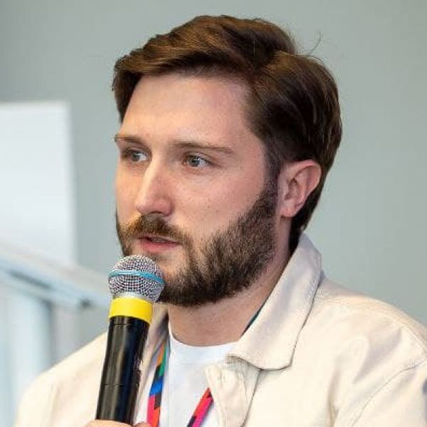 Дмитрий Борисов