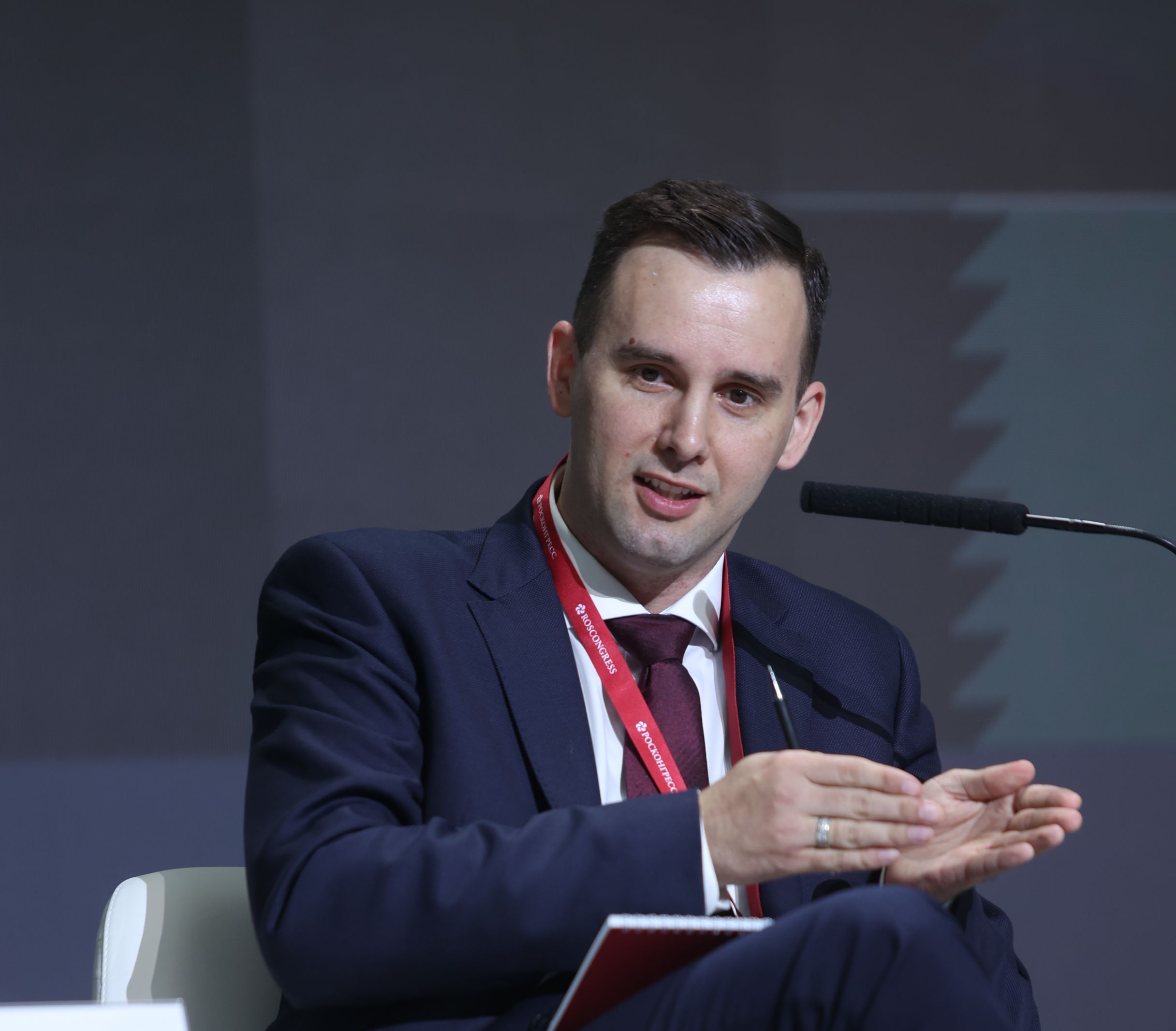 Председатель комитета Государственной думы по малому и среднему предпринимательству Александр Демин