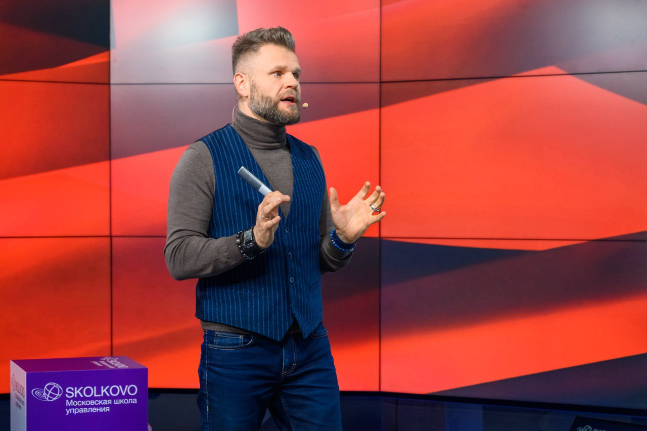 Прошлое и будущее лидера: что определяет нас больше?