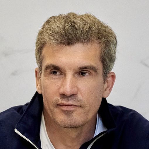 Виталий Романосов
