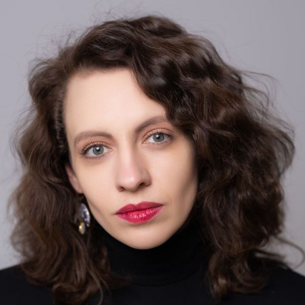 Элина Самохвалова