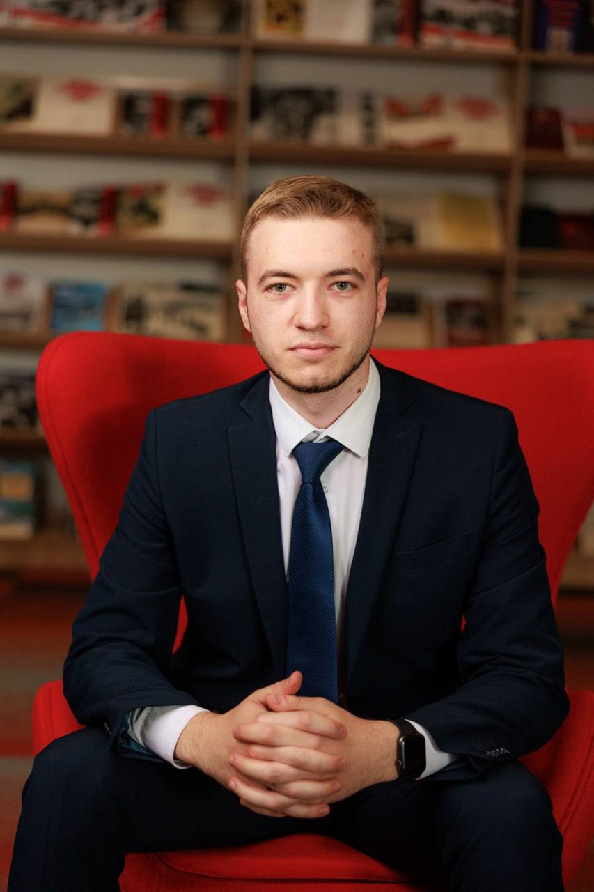 Владислав Запылихин