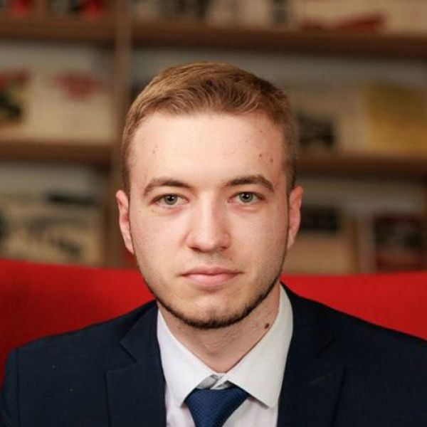 Владислав Запылихин