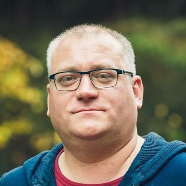 Антон Васильев
