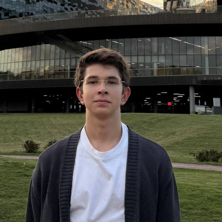 Андрей Андреев