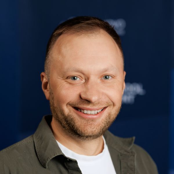Сергей Коваленко