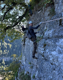 Photo 2024 11 21 19 39 18