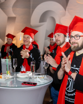 52113385744 6df3778796 O 1