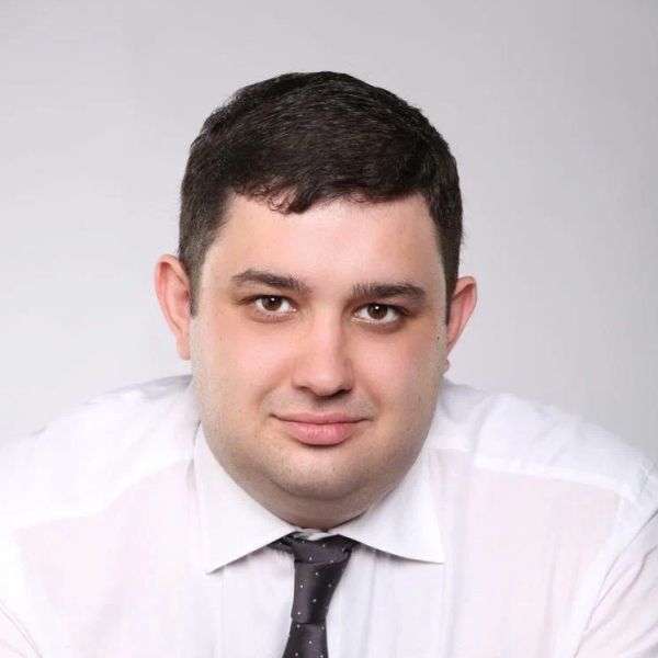 Леонид Гойхман