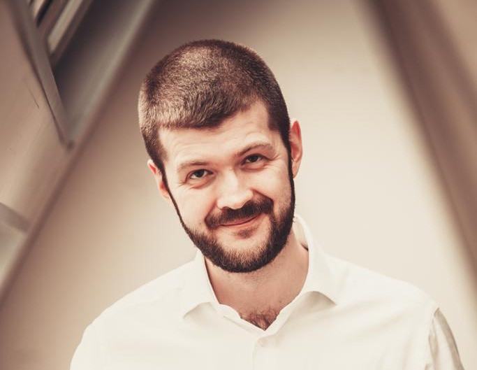 Антон Ходарев
