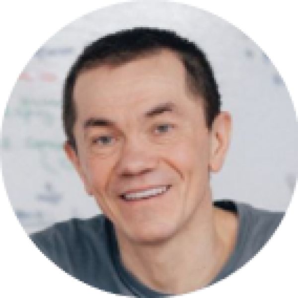 Антон Долгов