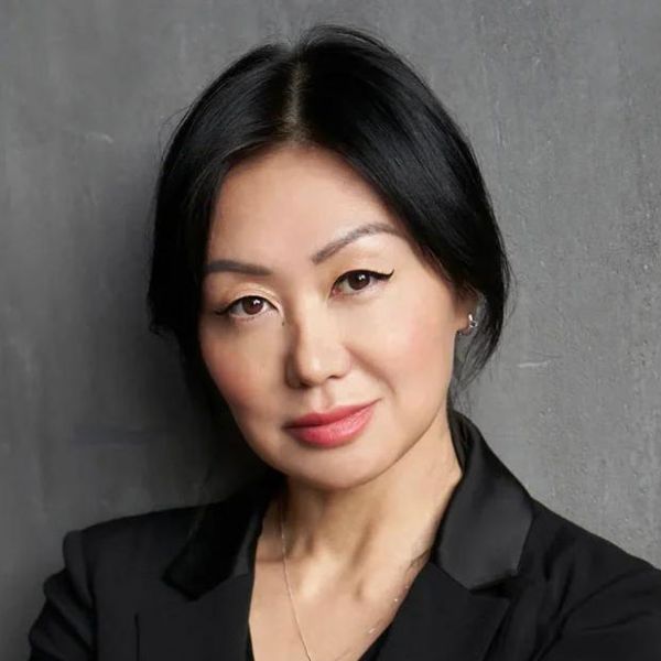 Елена Чо