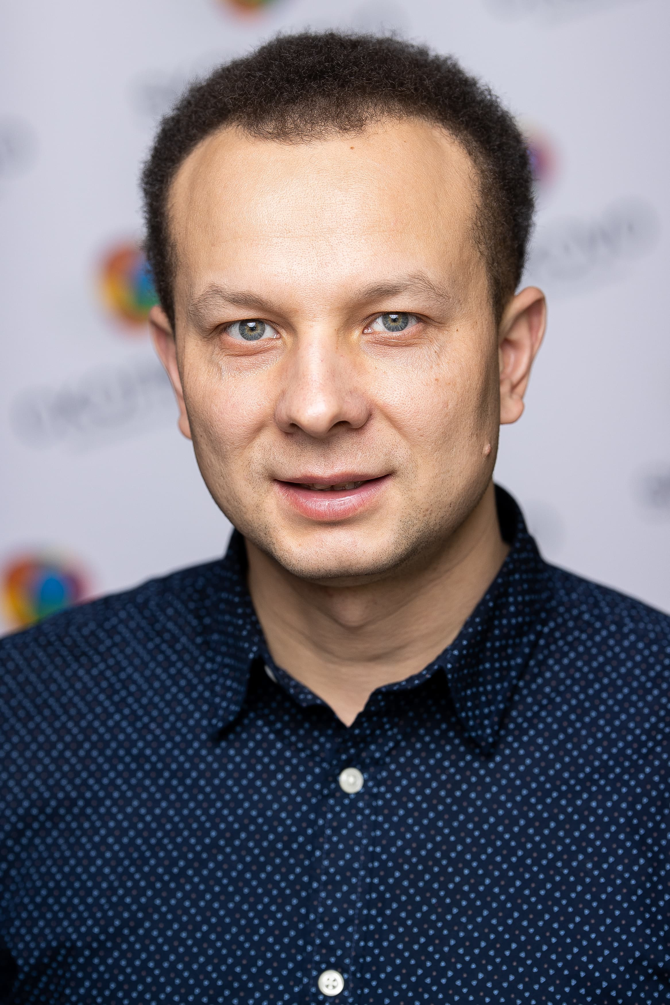 Евгений Иванов