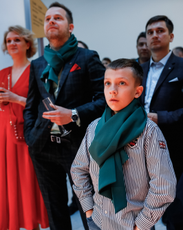 29042463448 3781ad036d 3k