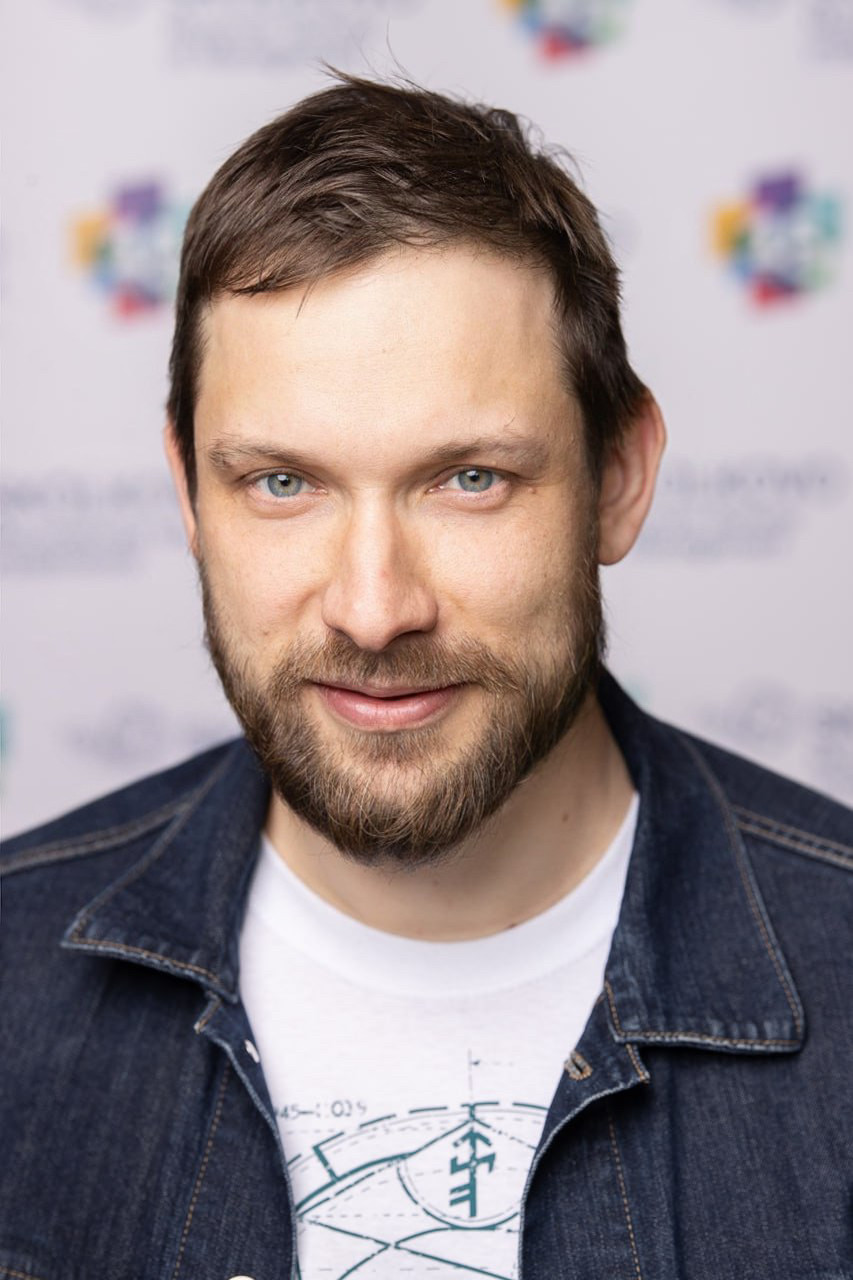 Андрей Ишков