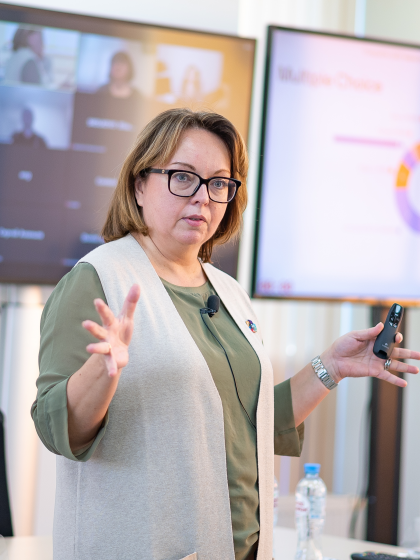 51695290090 B8d56bcce2 O