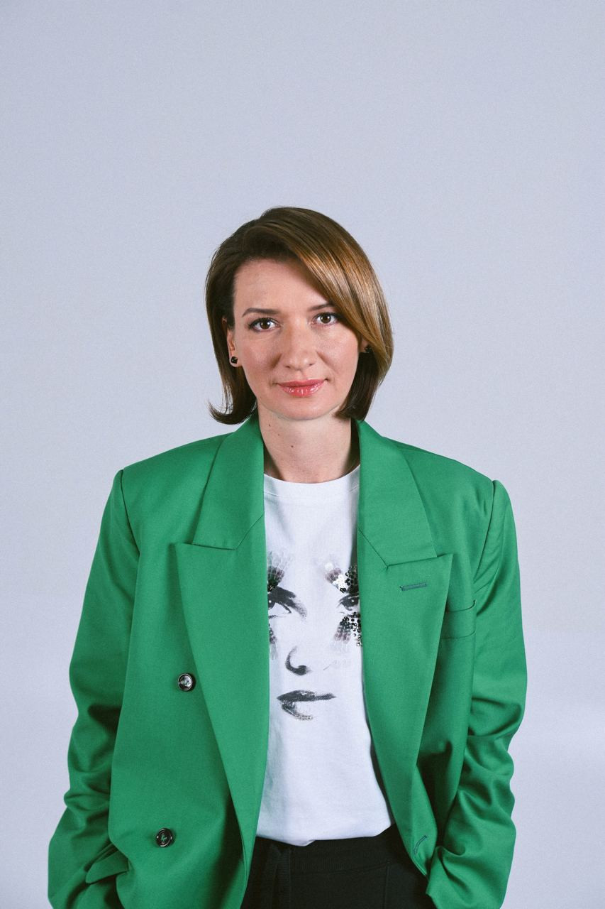 Елена Иванова