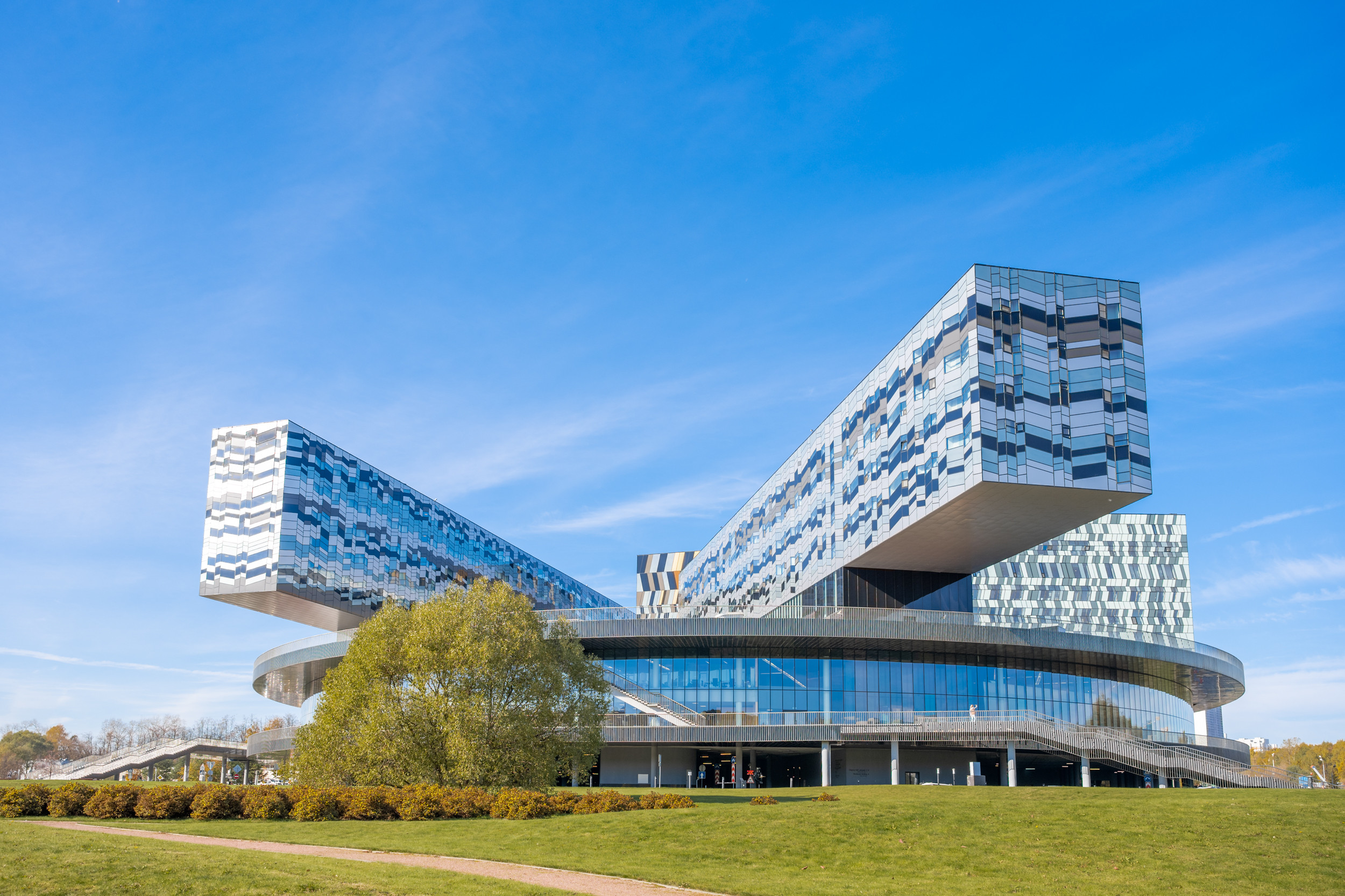 Коммуникации. Универсальный инструмент руководителя