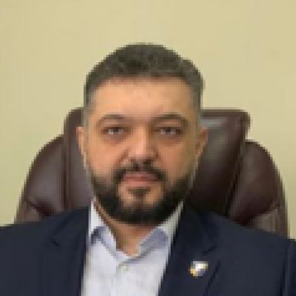 Геннадий Арустамов