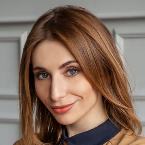 Кристина Олейникова